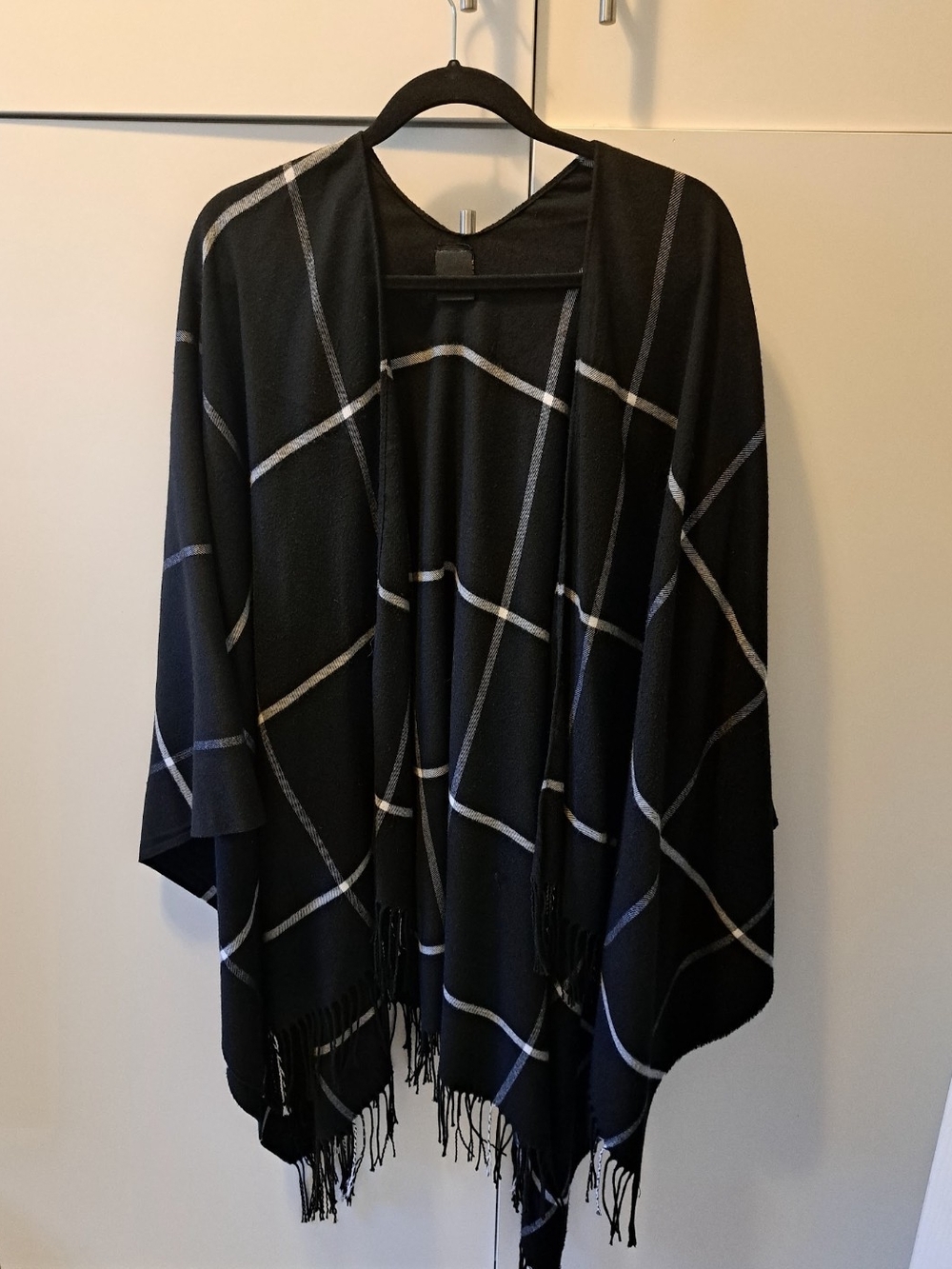 Black Plaid Fringe Women's Poncho